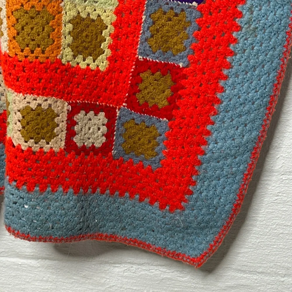 Vintage Colorful Granny Square Crochet Afghan Throw Blanket Multicolor 67 x 42